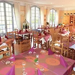 Le Chambellan Отель